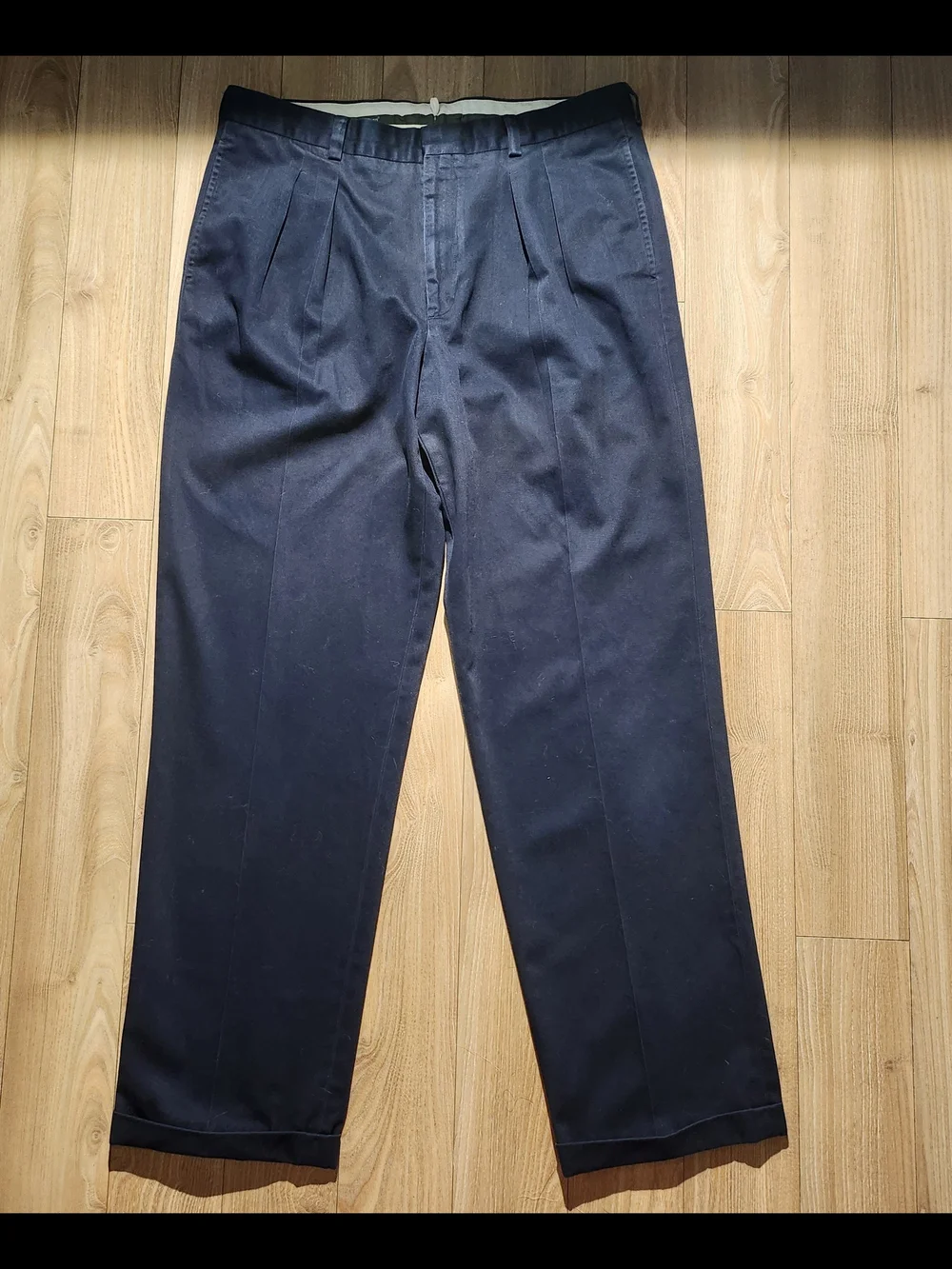 L.L.Bean Men's Dress Pants Navy Blue Pleated 100% Cotton Size 36 Cuffed